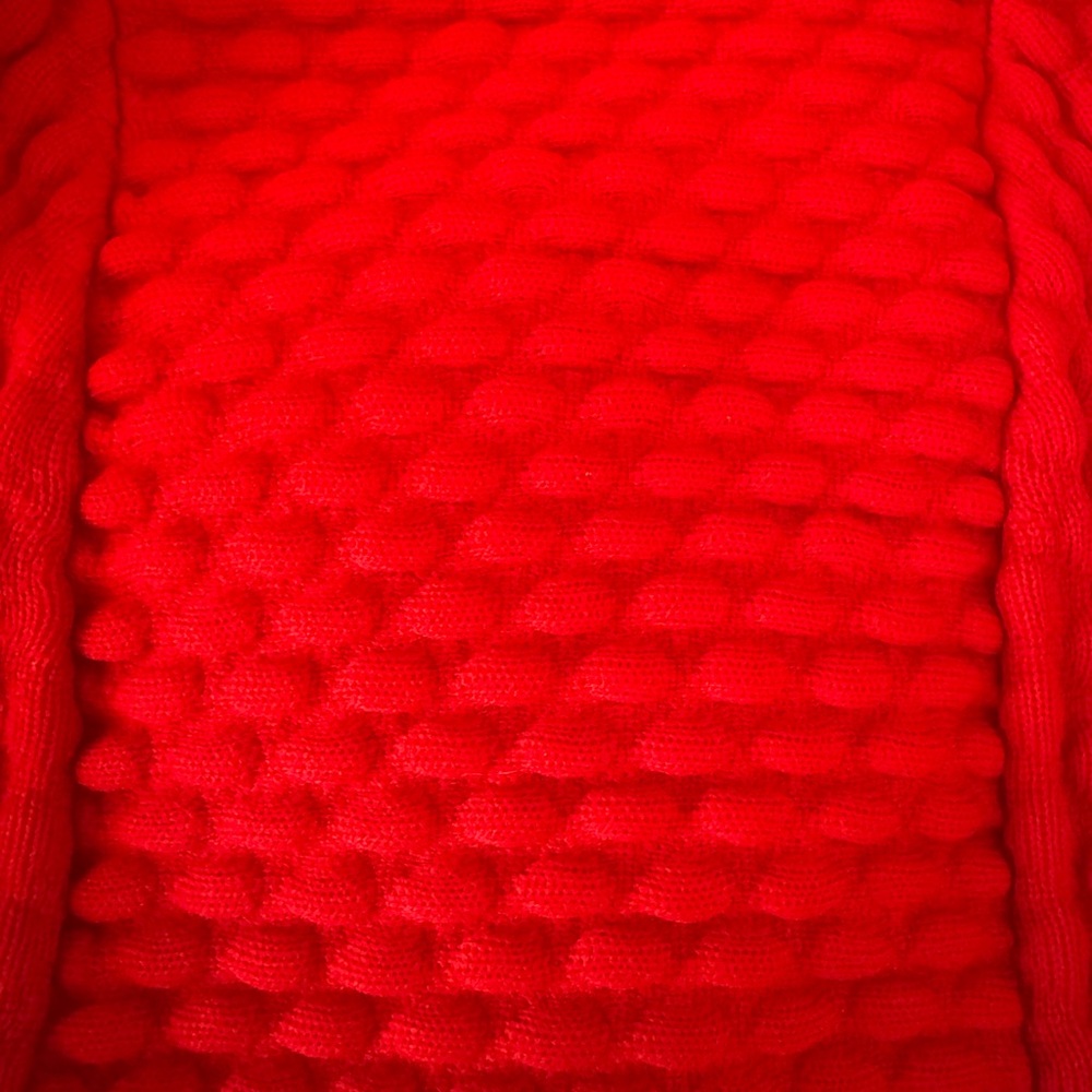 NWT Prada Logo Runway FW24 Stretch Nylon Beanie with Ribbed Design in Rosso Red - Picture 10 of 14